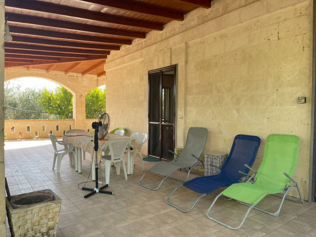 Villa a Montescaglioso in Strada Provinciale Montescaglioso-Piani Bradano - Foto 4