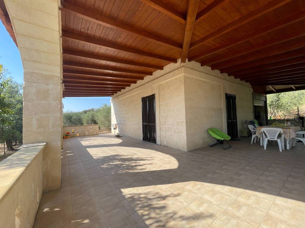Villa a Montescaglioso in Strada Provinciale Montescaglioso-Piani Bradano - Foto 5