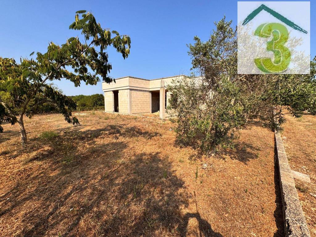 Villa a Tricase in Strada Vicinale Serra Cerchi - Foto 2