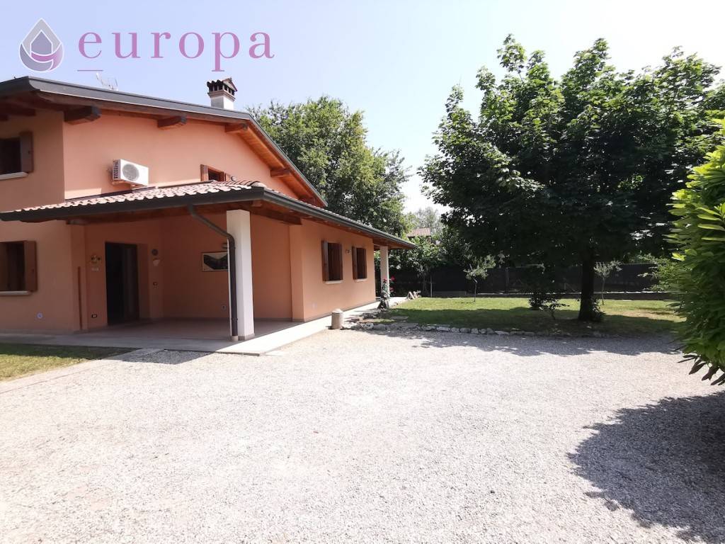 Villa a Valvasone arzene in via braide - Foto 4