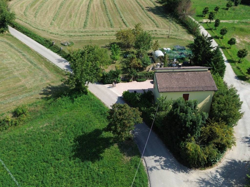 Villa a Castelnovo ne' monti in Via Ugo La Malfa, 2 - Foto 4