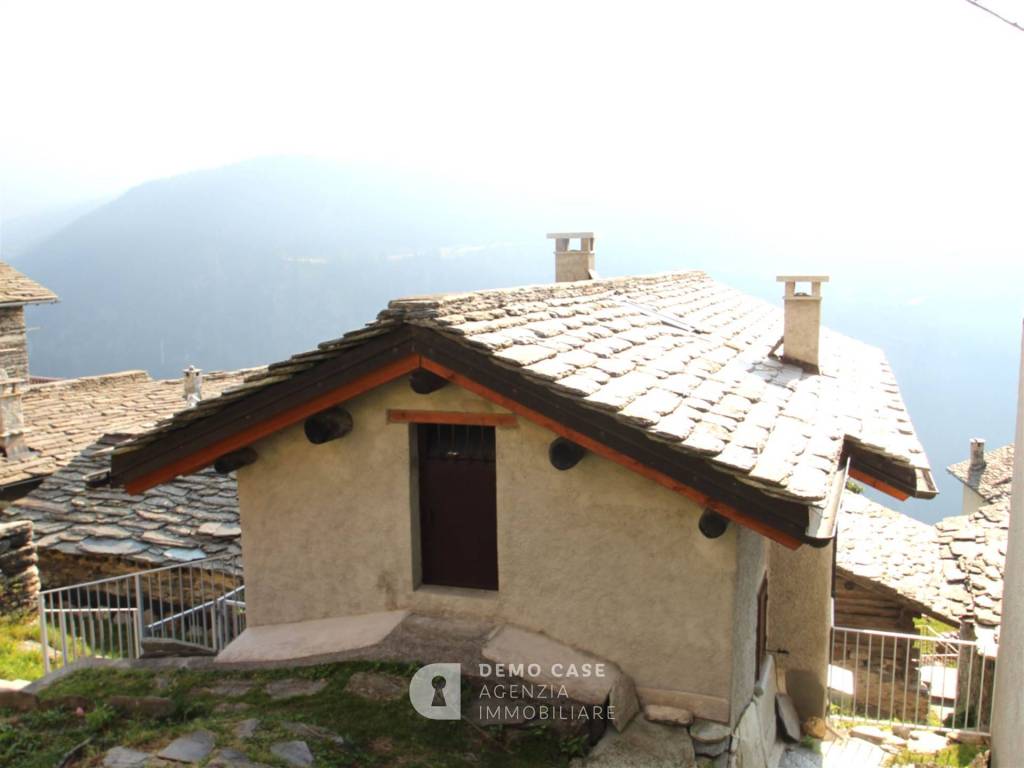 Casa indipendente a Campodolcino in Via Starleggia, 5 - Foto 3