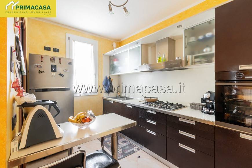 Appartamento a Carpi in Corso Roma, 18 - Foto 3
