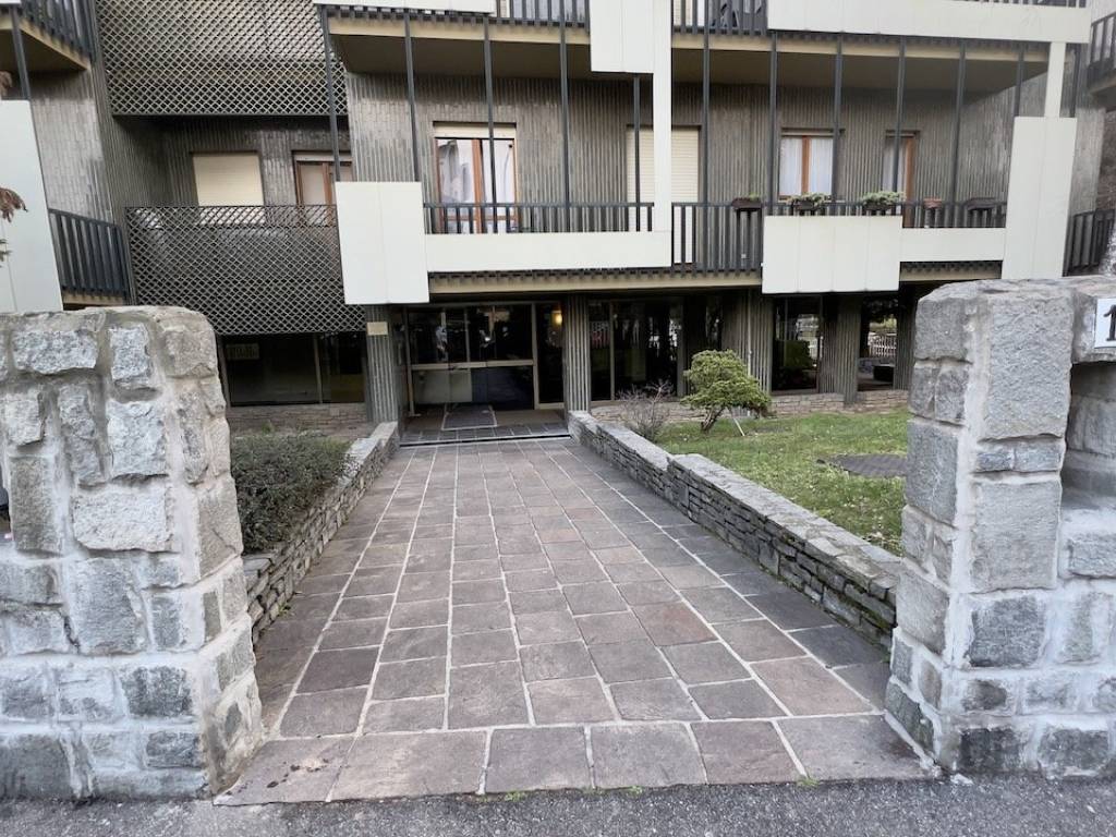 Appartamento a Saronno in Via Giuseppe Pagani, 14 - Foto 3