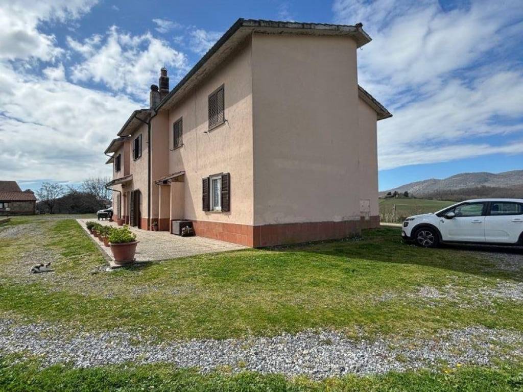 Villa a Sorano in Via del Borgo - Foto 2