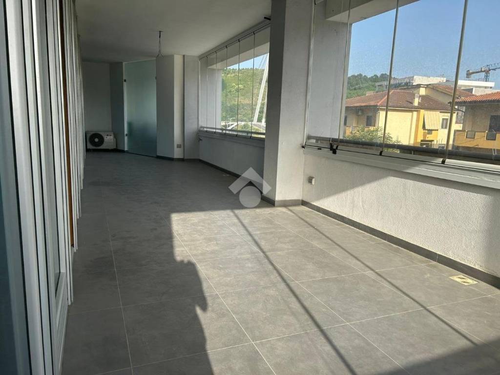 Appartamento a Cosenza in Viale Giacomo Mancini, 20 - Foto 5