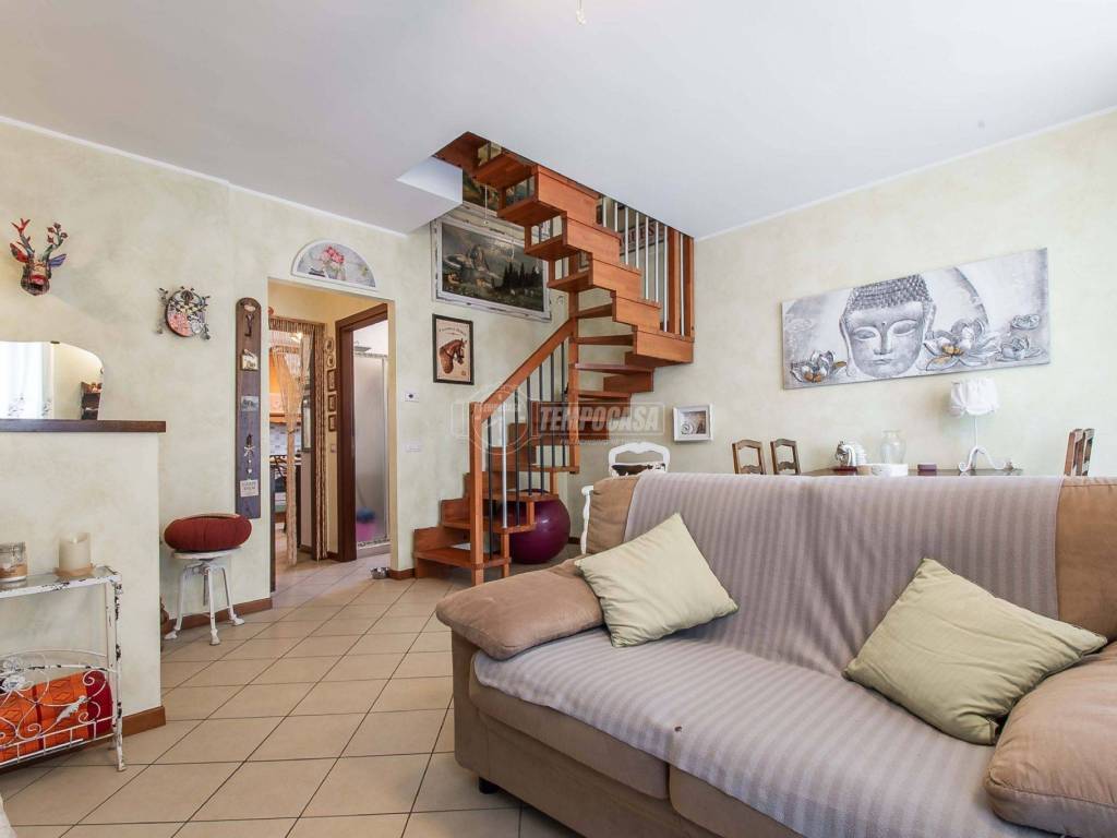 Appartamento a Limbiate in Via Corelli - Foto 2