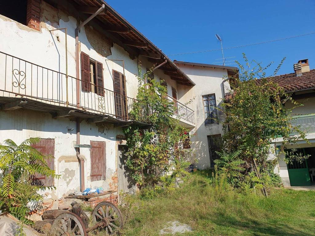 Casa indipendente a Capriglio in Via Cecca, 18 - Foto 4