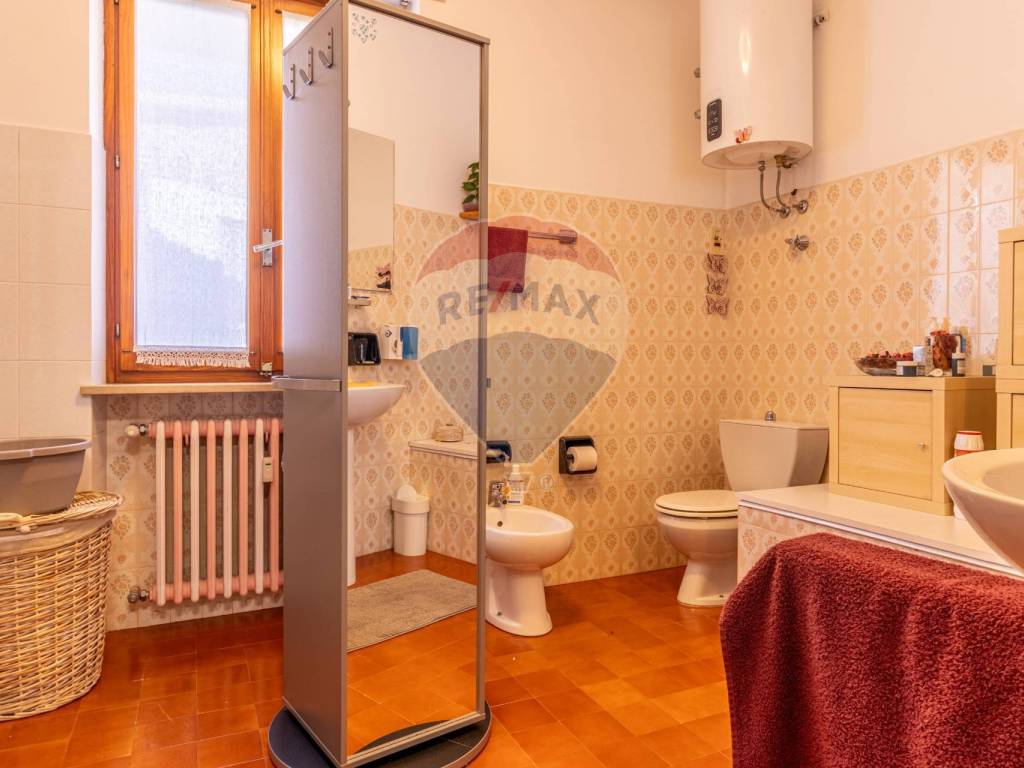 Villa a Valdilana in Frazione Ormezzero, 17 - Foto 4