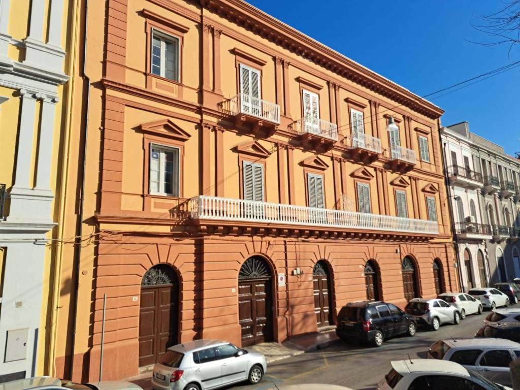 Palazzo / stabile a Taranto in Via SS. Annunziata - Foto 2