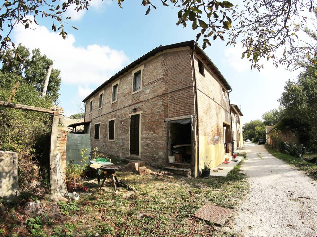 Appartamento a Fabriano in Frazione Melano - Foto 5