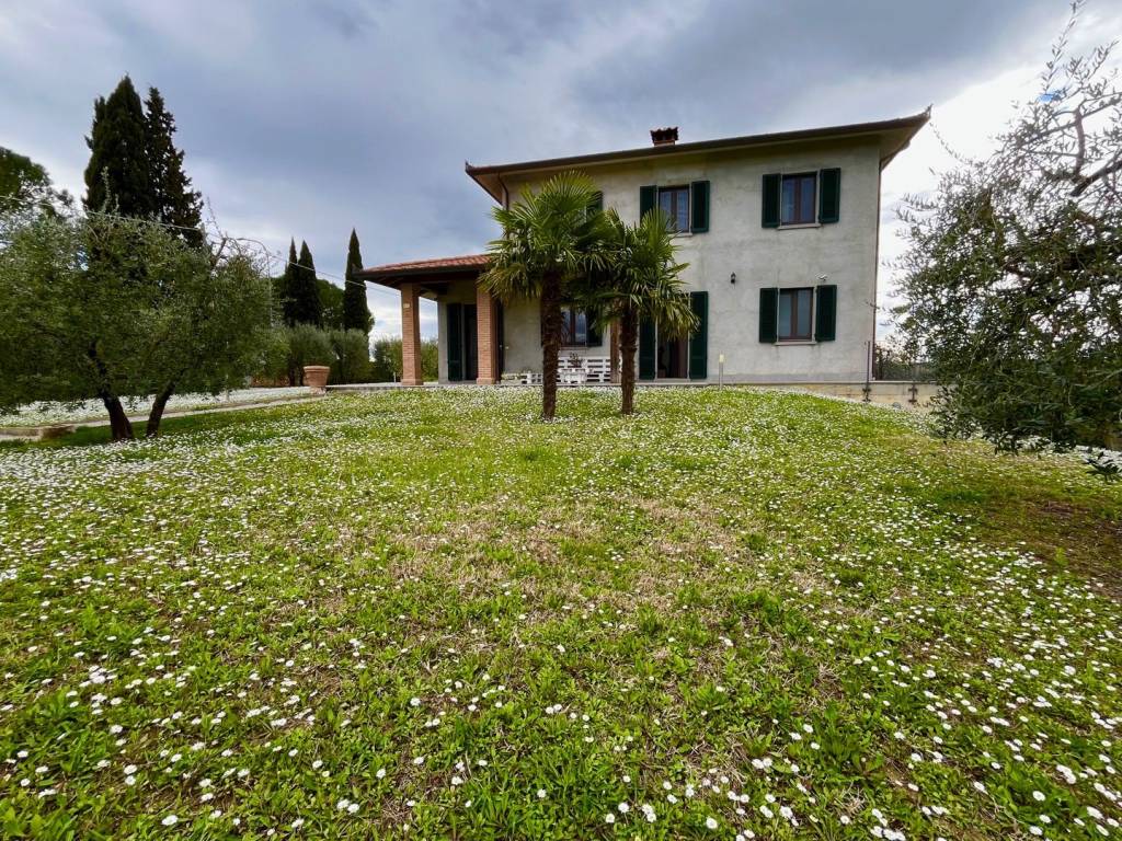 Villa a Cortona in Strada Provinciale di Manzano - Foto 3