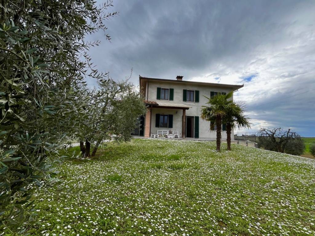 Villa a Cortona in Strada Provinciale di Manzano - Foto 4