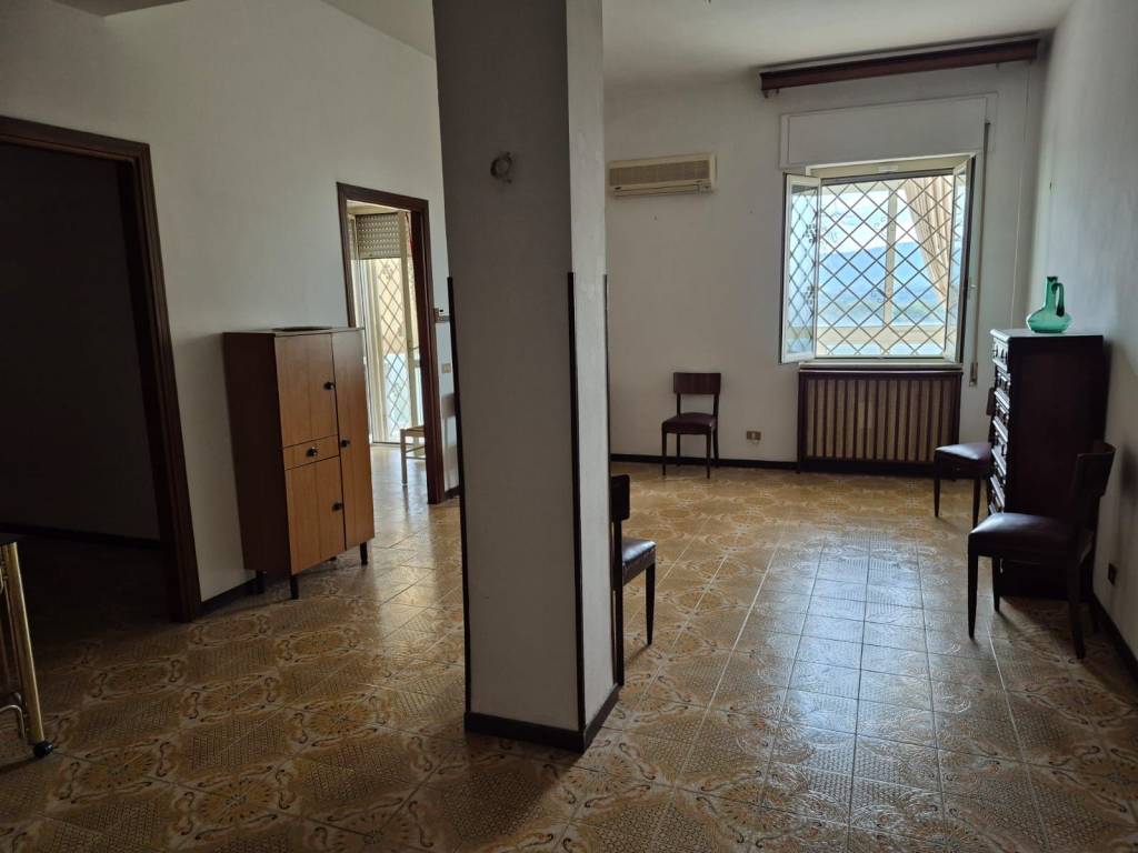 Appartamento a Frosinone in Viale America Latina - Foto 2