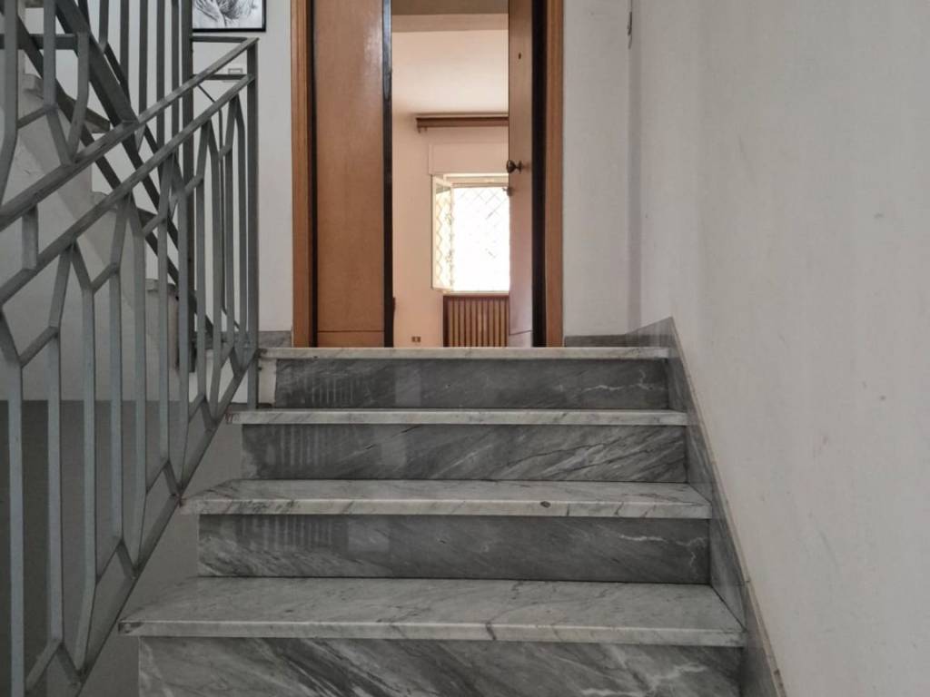 Appartamento a Frosinone in Viale America Latina - Foto 4