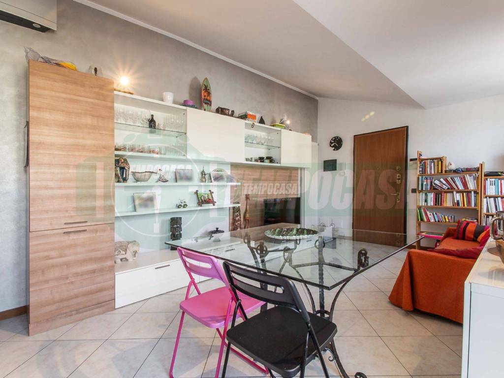 Appartamento a Cislago in Via Cardinal Ferrari 19 - Foto 3