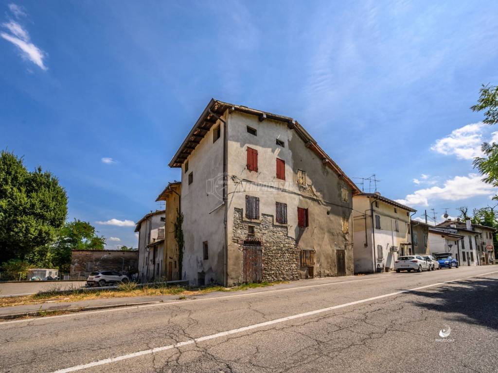 Rustico / casale a Quattro castella in Via Carl Marx, 33 - Foto 2