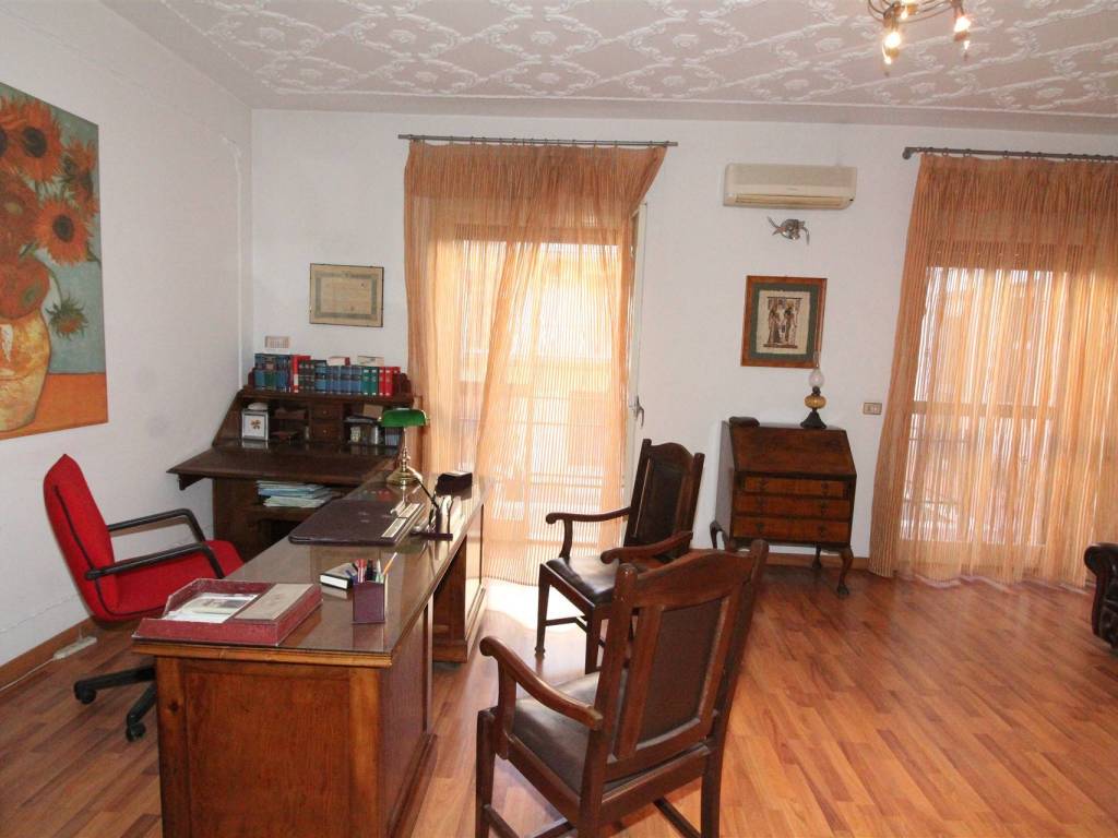 Appartamento a Lentini in VIA ROSSO DI SAN SECONDO - Foto 5