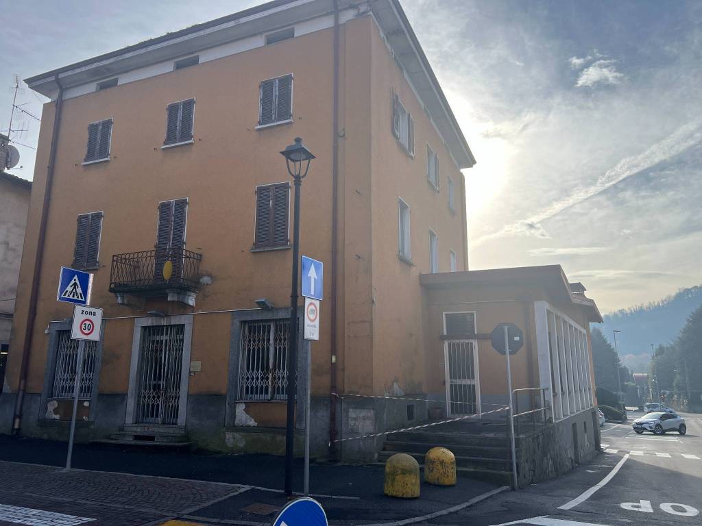 Palazzo / stabile a La valletta brianza in Via Marco Brusadelli, 2 - Foto 4