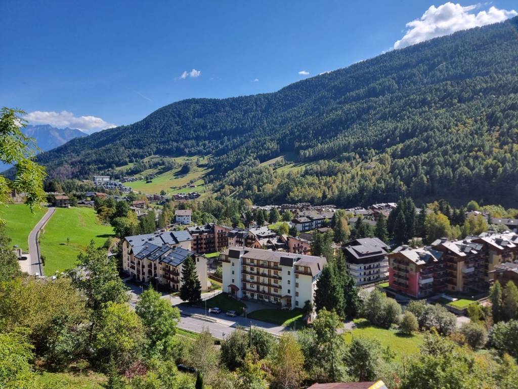 Appartamento a Aprica in Via Europa, 110 - Foto 2