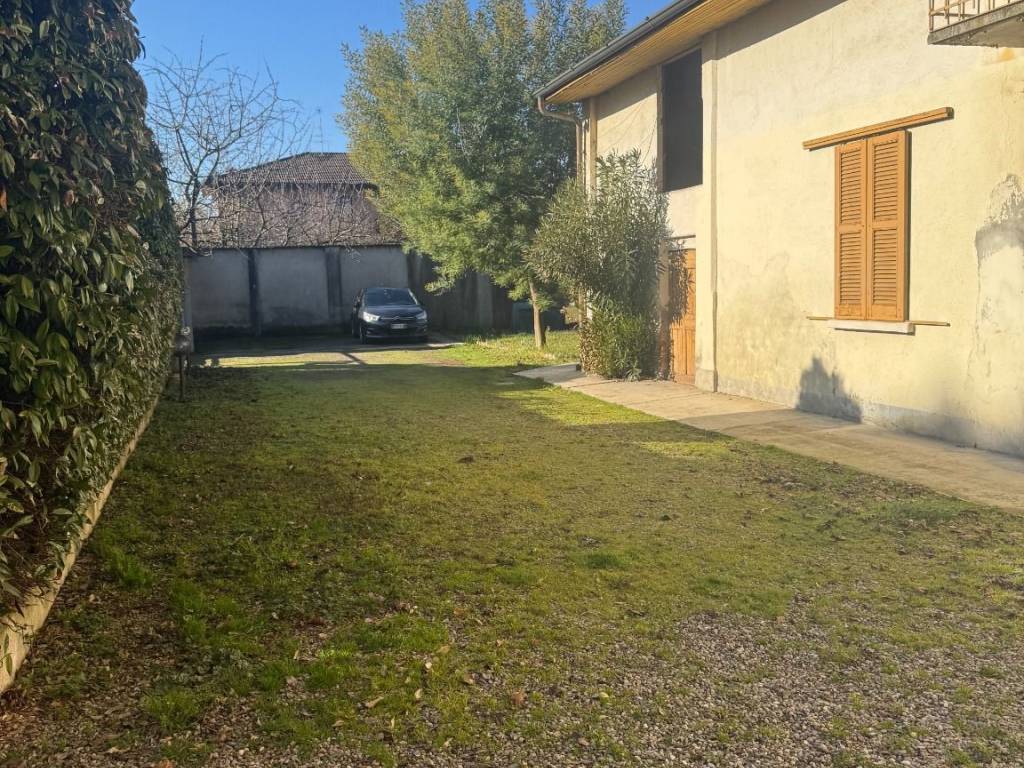 Rustico / casale a Tradate in Viale Guglielmo Marconi, 92 - Foto 4