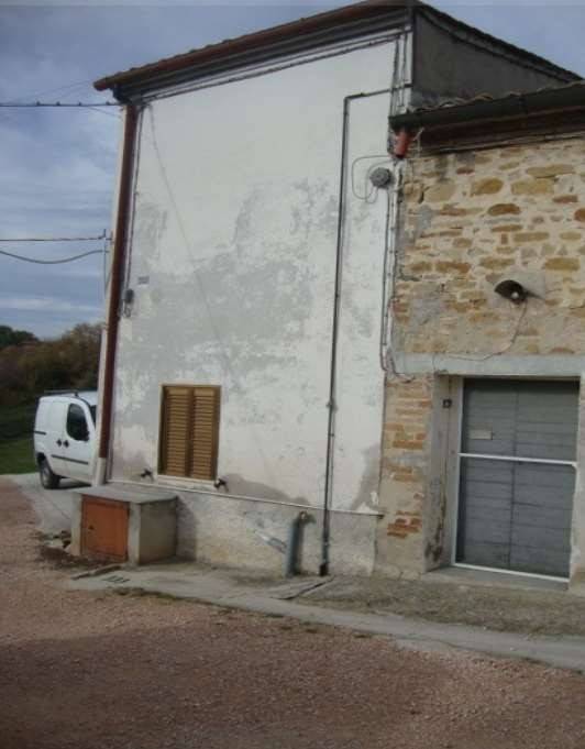 Casa indipendente a Falerone in Via Strada Faleriense a Valle - Foto 2
