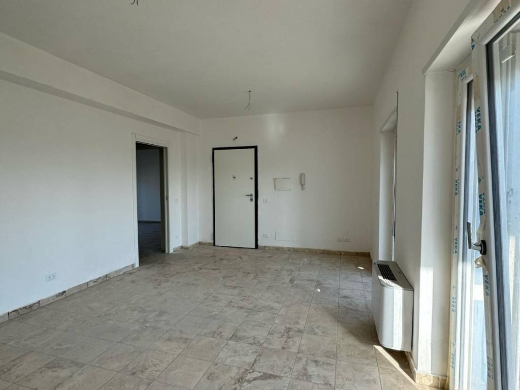 Appartamento a Lamezia terme in Via Isaac Newton - Foto 4