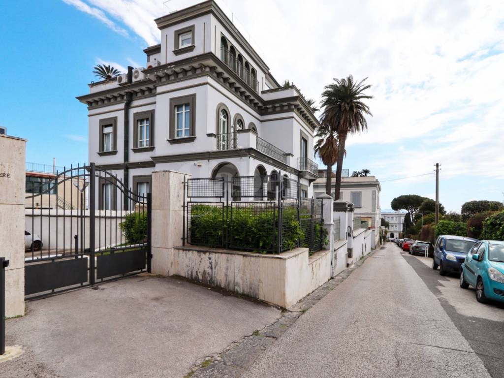 Appartamento a Napoli in Via Posillipo, 66 - Foto 3