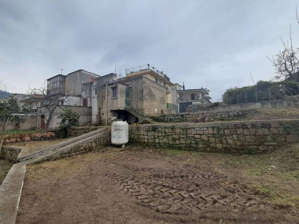 Casa indipendente a Avella in via G. Mazzini snc - Foto 2