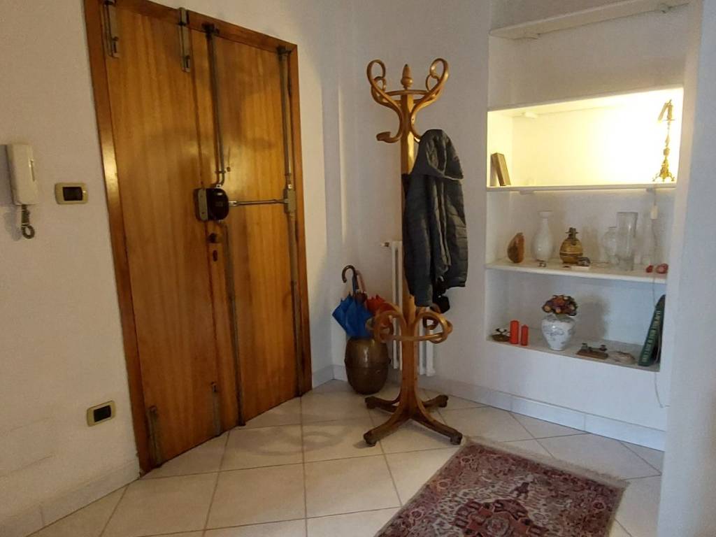 Appartamento a Lagonegro in Viale Cristoforo Colombo, 129 - Foto 5