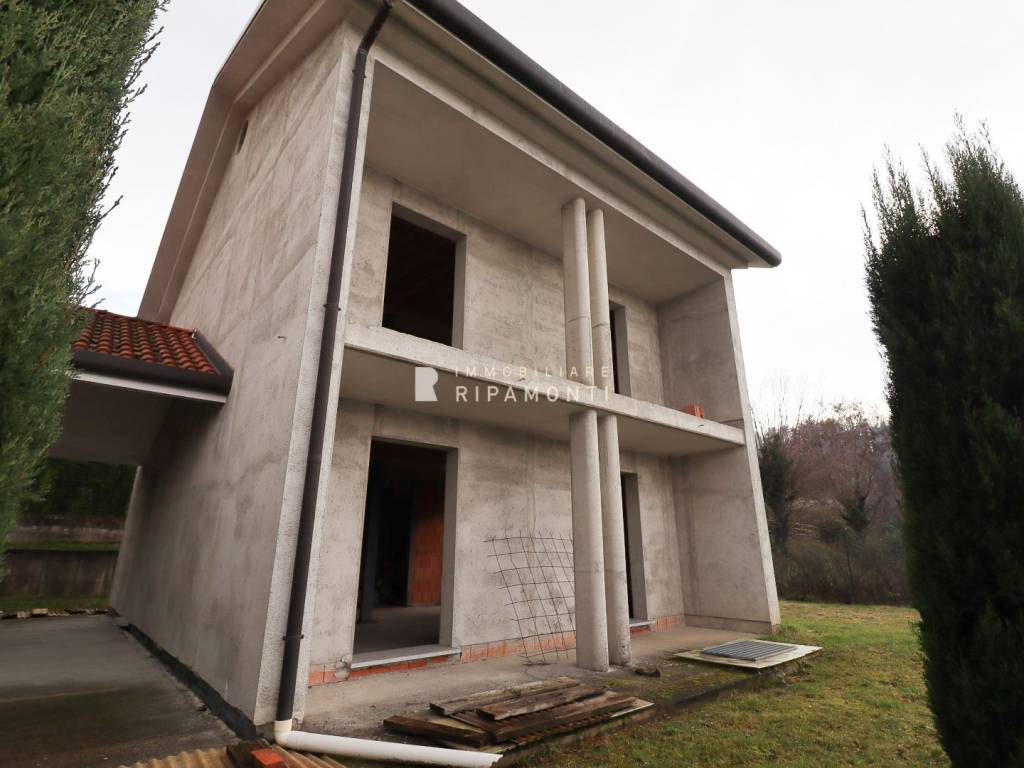 Villa a Oggiono in Via Piave - Foto 2