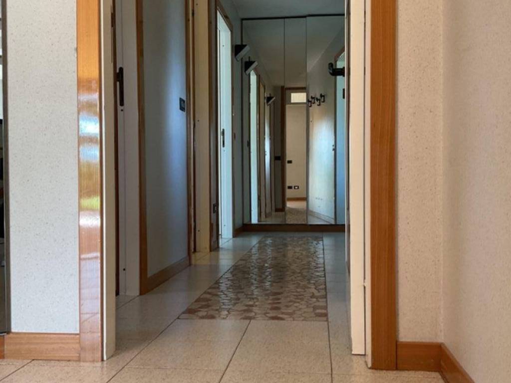 Appartamento a Pesaro in Via delle Regioni, 74 - Foto 4