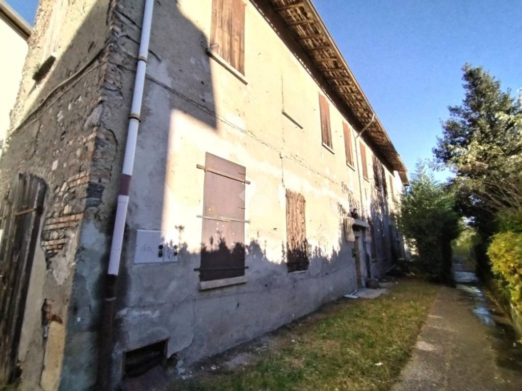 Rustico / casale a Merate in Vicolo Pozzetto, 10 - Foto 2