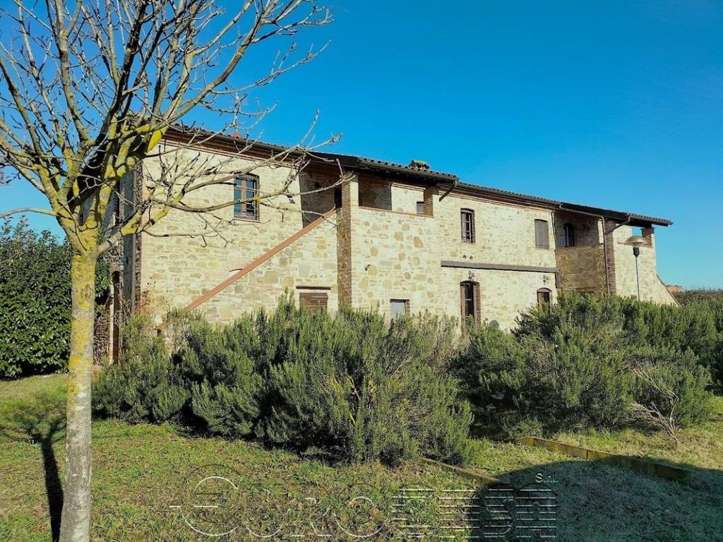 Rustico / casale a Castiglione del lago in Strada Statale Umbro Casentinese - Foto 4