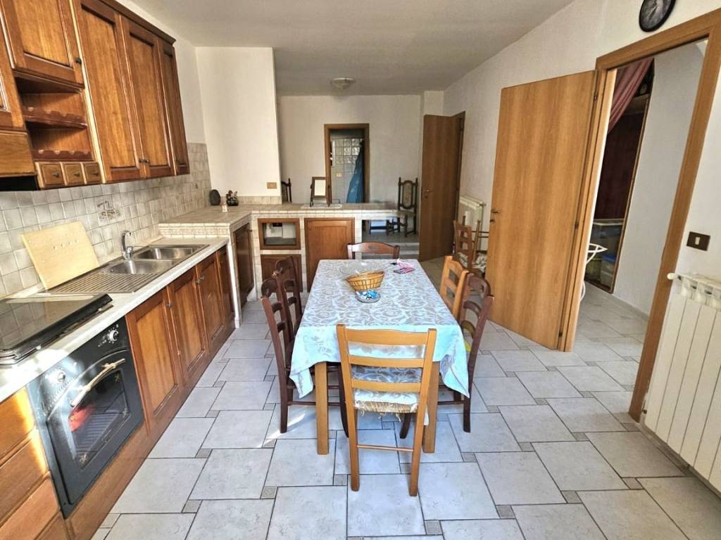 Appartamento a Terracina in Piazza Cipollata - Foto 5