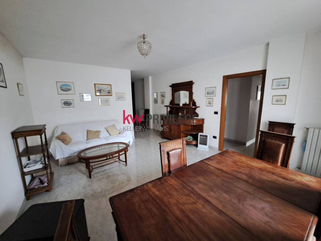 Appartamento a Brindisi in Via Settimio Severo, 83 - Foto 5