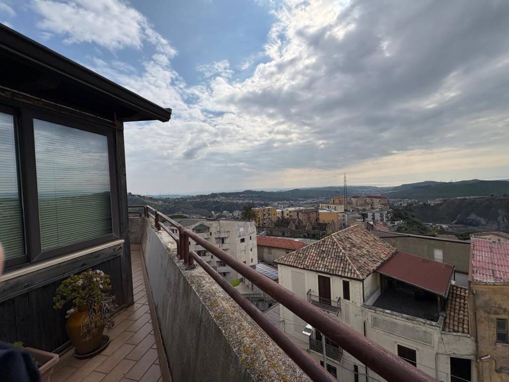 Casa indipendente a Catanzaro in Via Vincenzo D'Amato - Foto 5