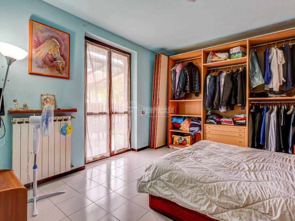 Appartamento a Sesto calende in Via Molinaccio - Foto 5