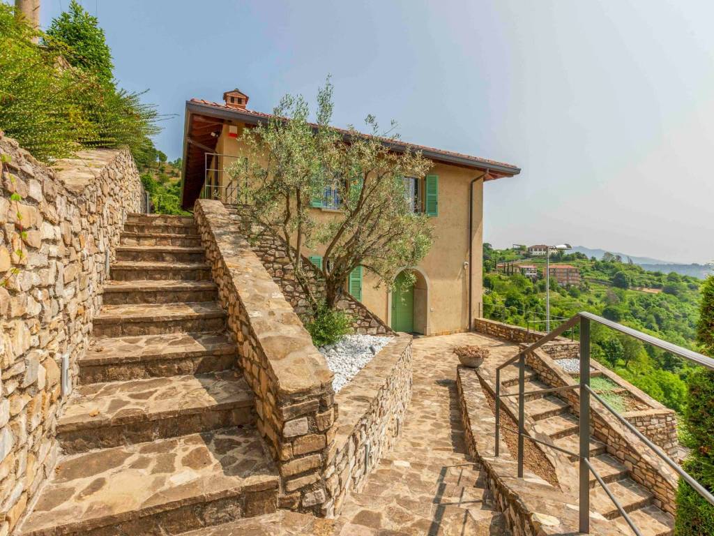 Villa a Montevecchia in Via Como - Foto 2