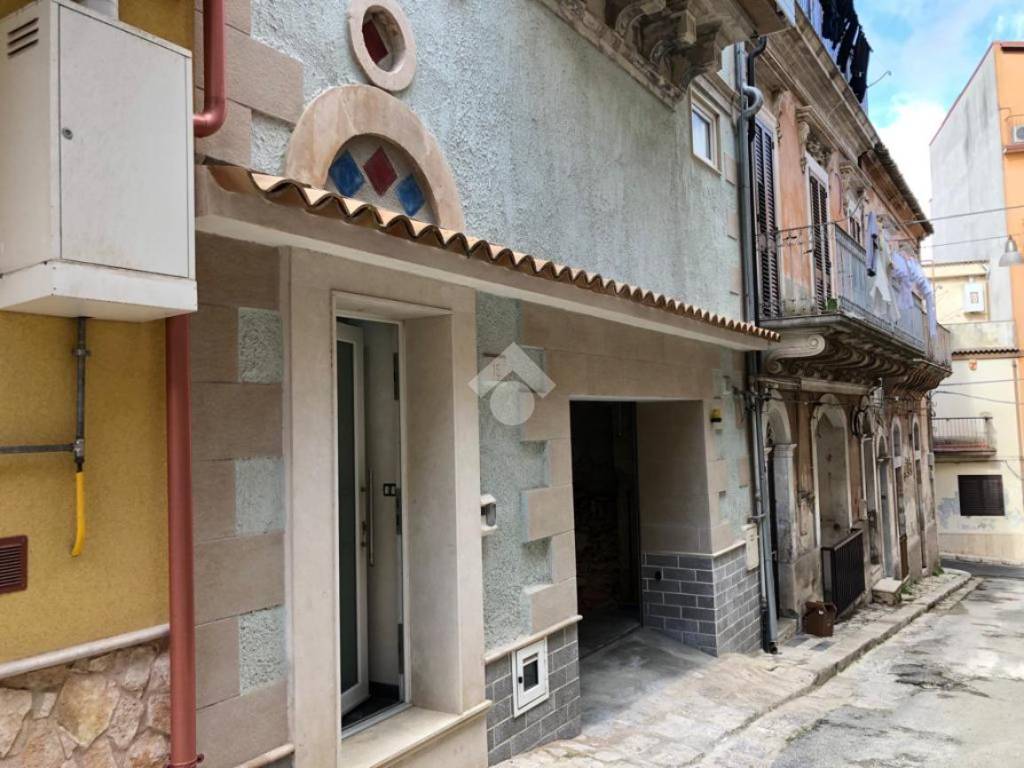 Casa indipendente a Ragusa in Via Generale Cartia, 13 - Foto 5