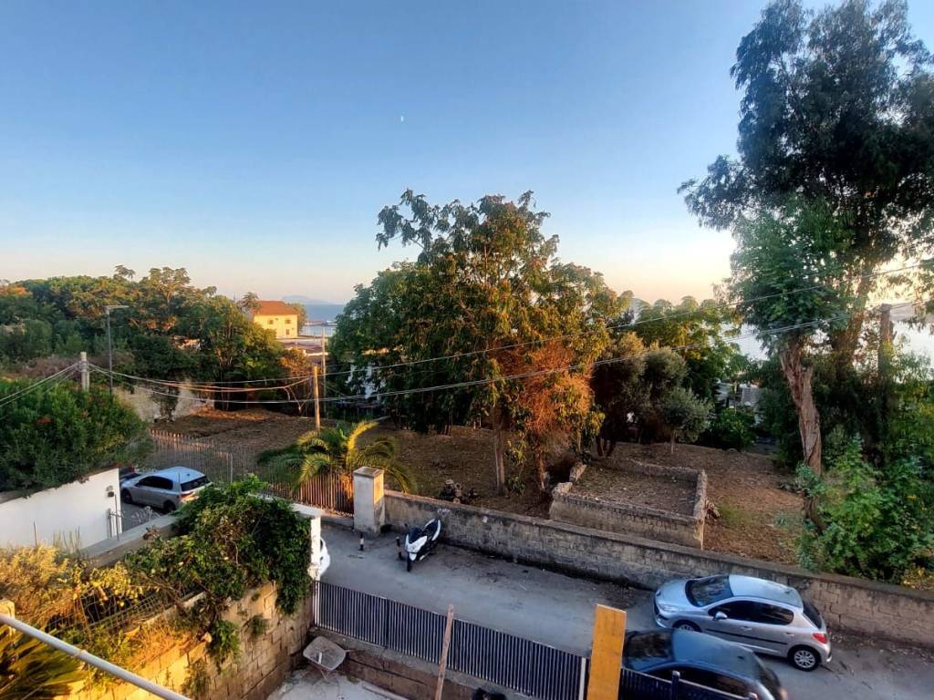 Appartamento a Pozzuoli in Via Luciano - Foto 5