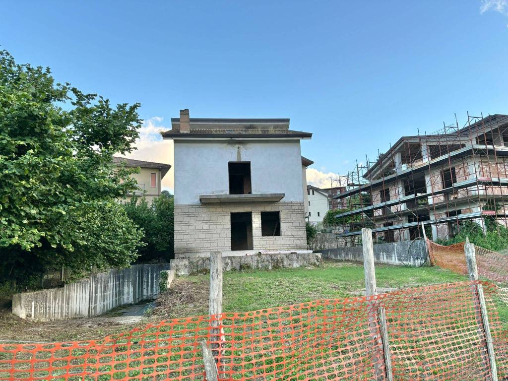 Villa a Atripalda in Contrada Novesoldi - Foto 2