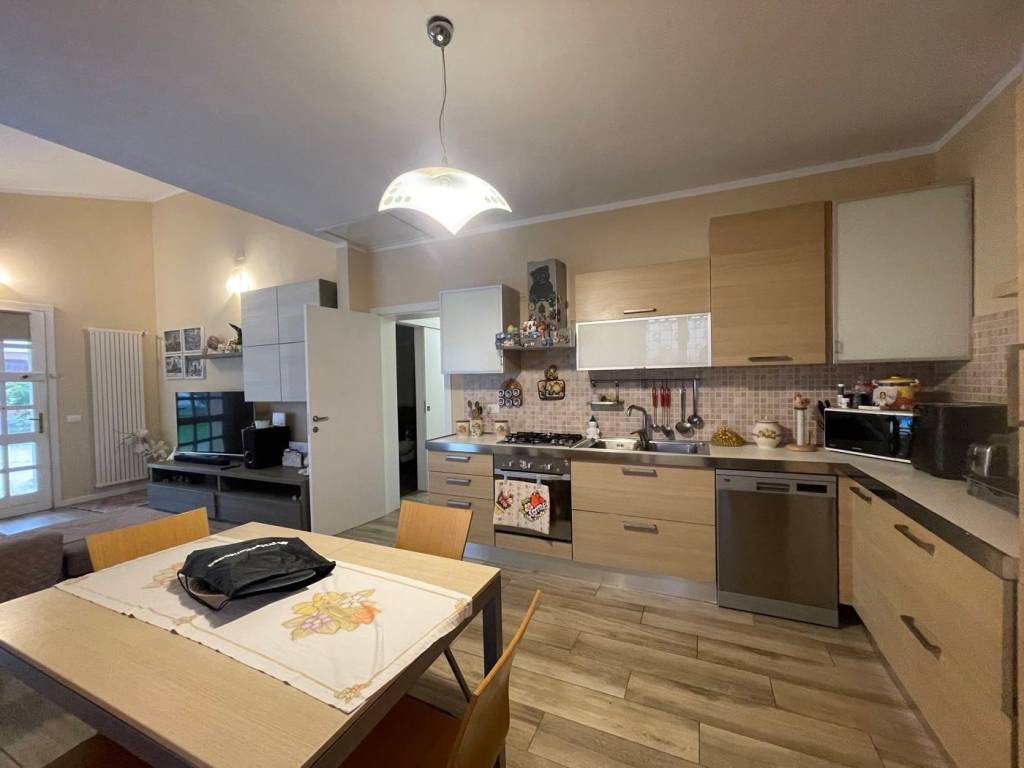 Casa indipendente a Legnago in Via Piazzetta G. Carducci, 1 - Foto 4