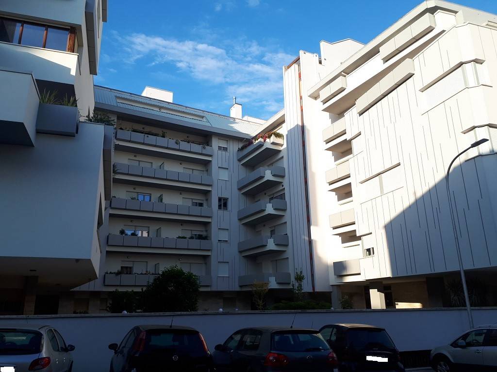 Appartamento a Teramo in Via Raffaele Paolucci - Foto 2