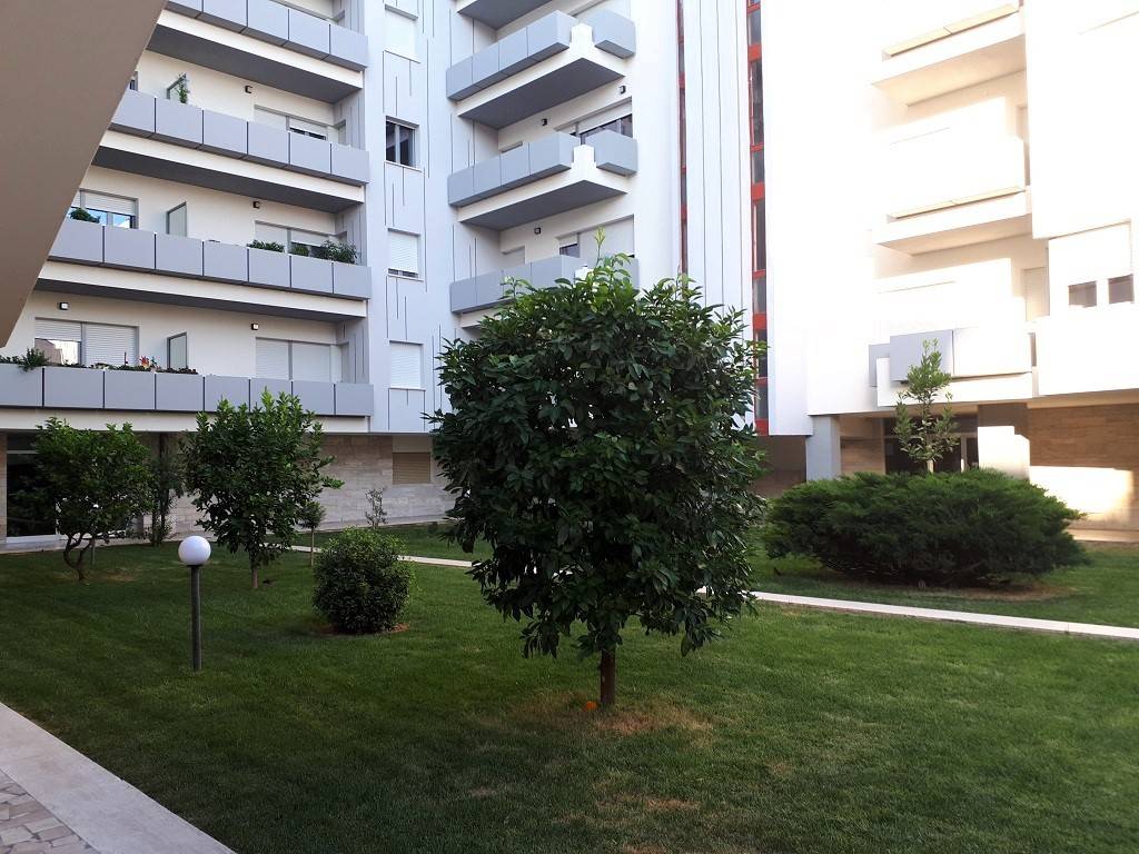 Appartamento a Teramo in Via Raffaele Paolucci - Foto 3