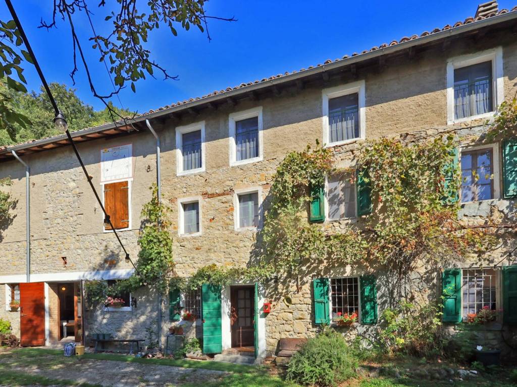 Rustico / casale a Viano in Via Sorriva - Foto 3