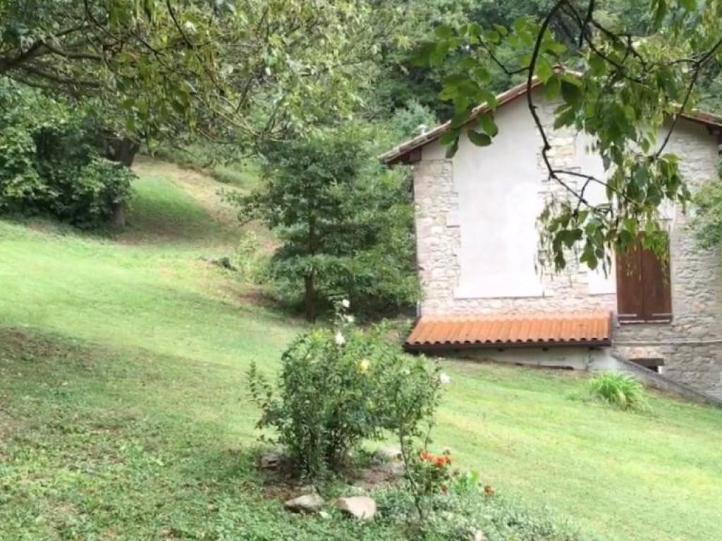 Rustico / casale a Viano in Via Sorriva - Foto 4