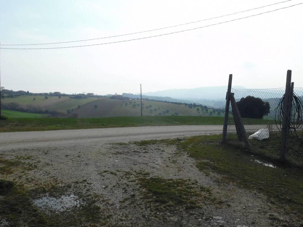 Terreno a Colonnella in Contrada Rio Moro - Foto 3