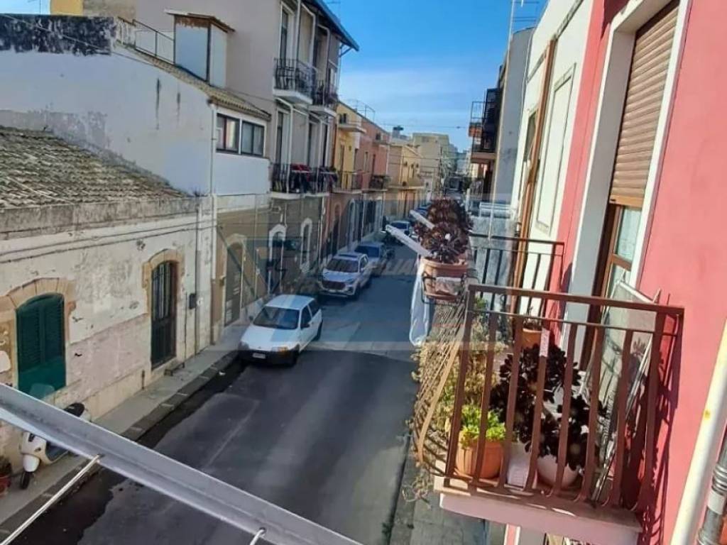 Palazzo / stabile a Siracusa in Via Milano - Foto 3