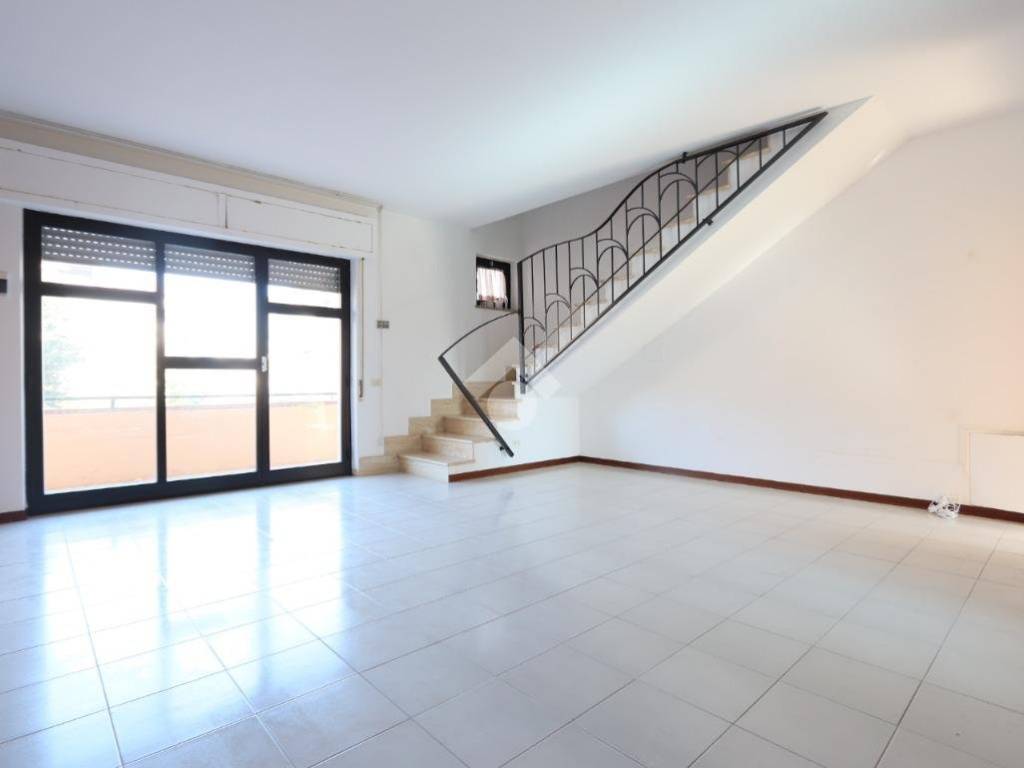 Appartamento a Alba adriatica in Via Gorizia, 51 - Foto 2